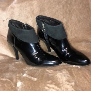 Donald J Pliner Rula Ankle Boots made in Italy